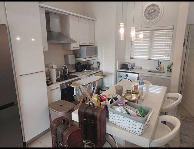 2 BEDROOM APARTMENT FOR SALE IN WESTVILLE